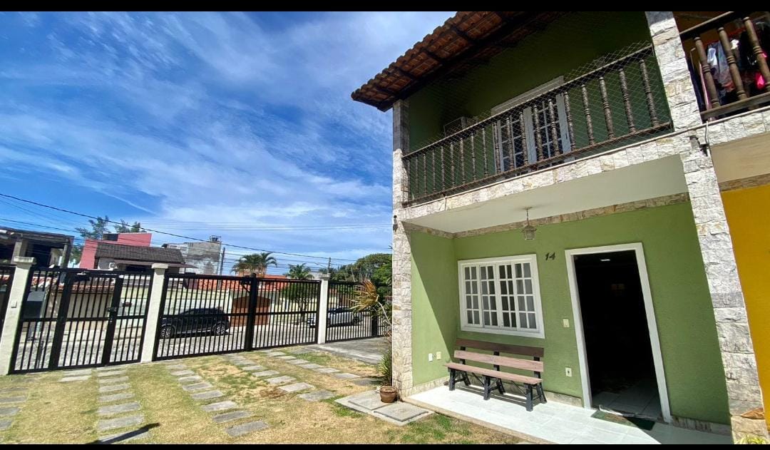 Casa no Condomínio Saint Troppez - fachada