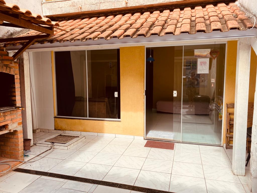 Casa na Praia dos Anjos - foto 1