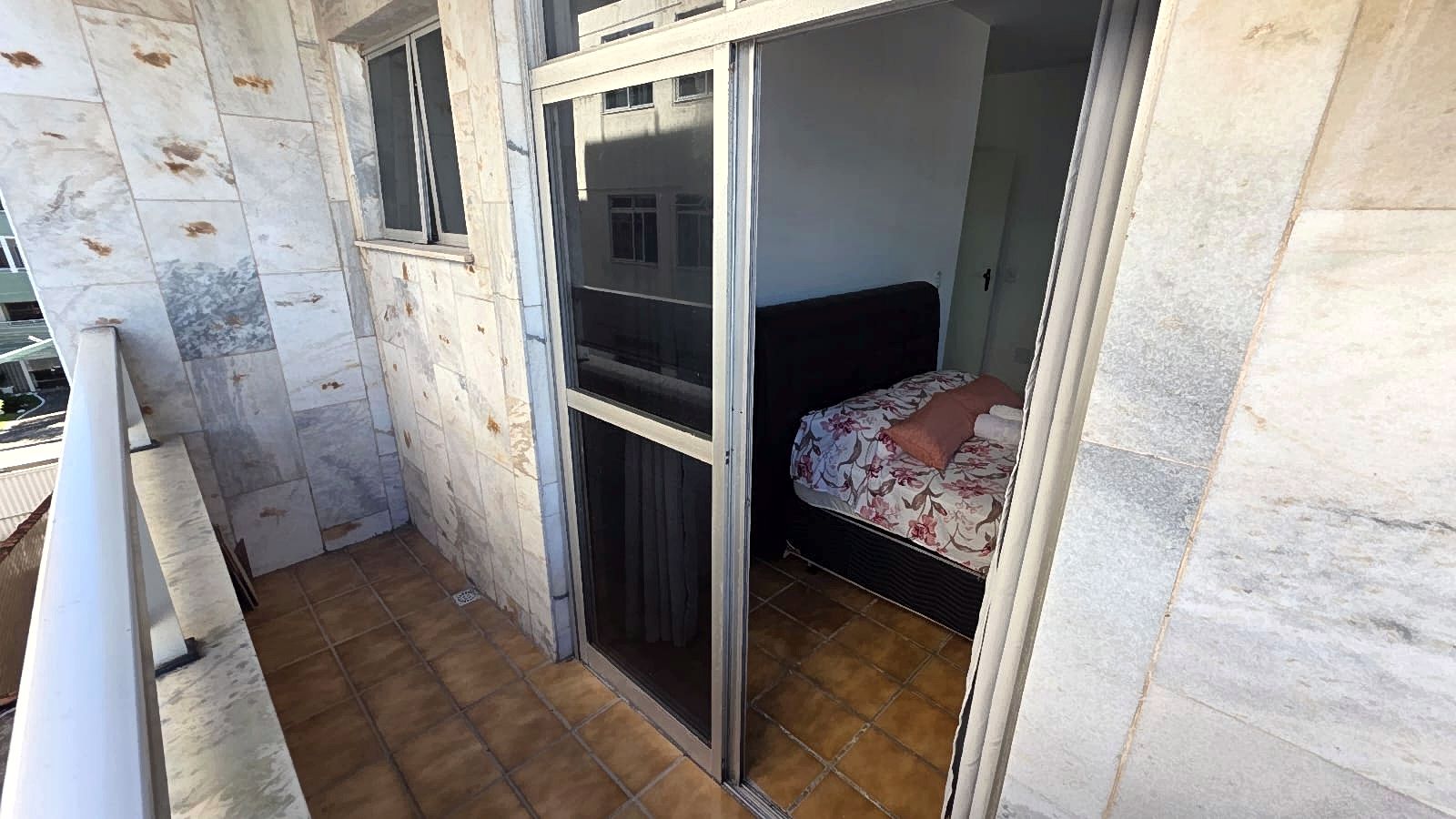 Apartamento a poucos minutos da Praia do Forte - foto 2